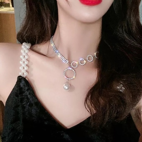 Platinum Plated Rhinestone Choker Necklace - Picture 3 of 5